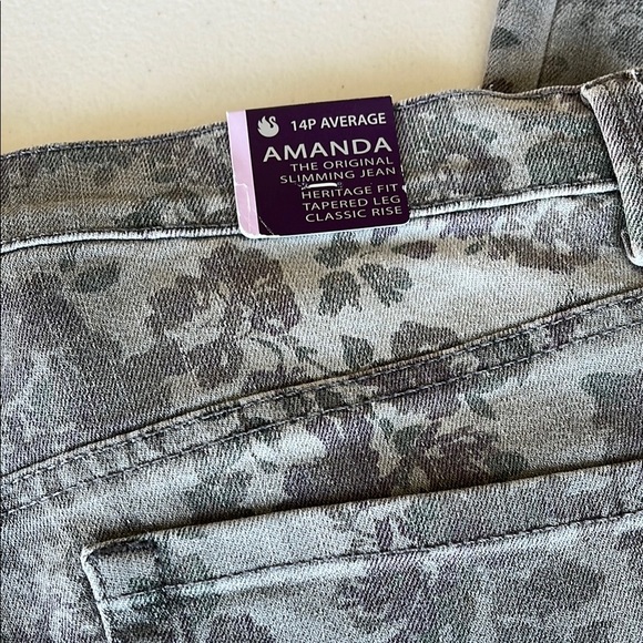 Gloria Vanderbilt Floral Gray Slim Jeans - Picture 9 of 9